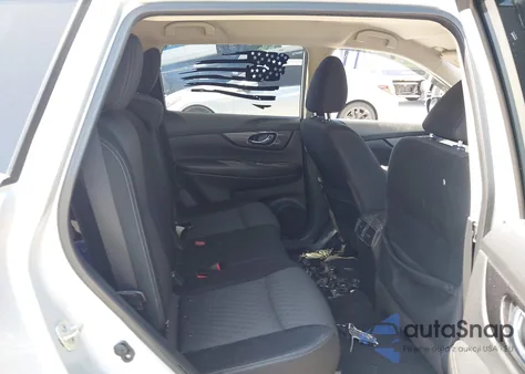 2017 Nissan Rogue S z USA, uszkodzony, nr VIN JN8AT2MT7HW402557